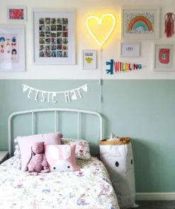 Betűfüzér, FEHÉR