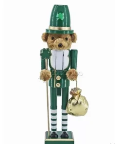 Diótörő (maci zöld ruhában)