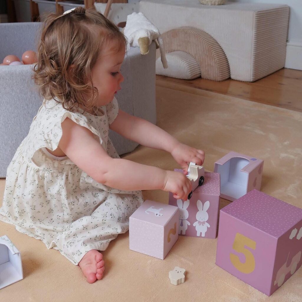 Montessori játék gyerekeknek